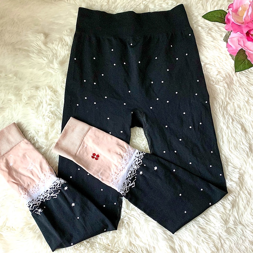 Sweaty Betty Leggings Base Layer Black Pink Stars print XS Like New